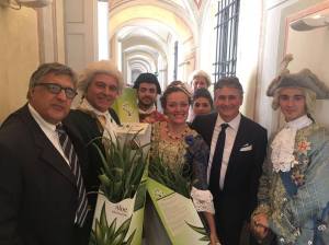 fiore-san-leucio-con-del-buono